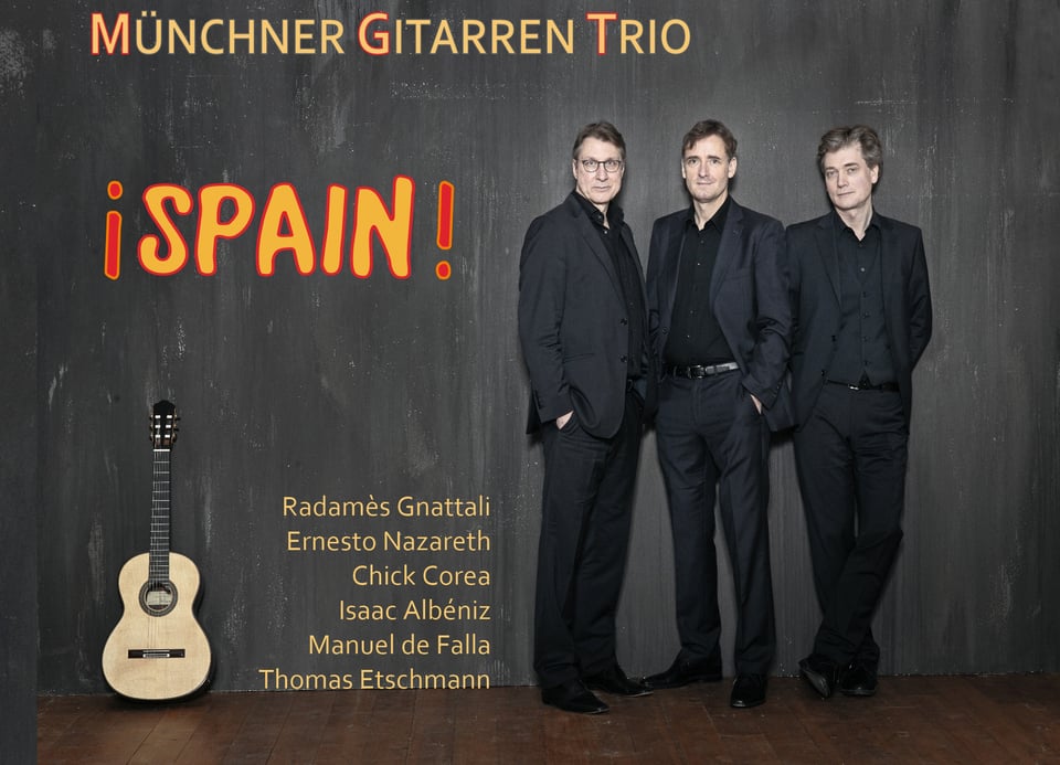 Das Gitarren Trio mit dem Solgan Spain